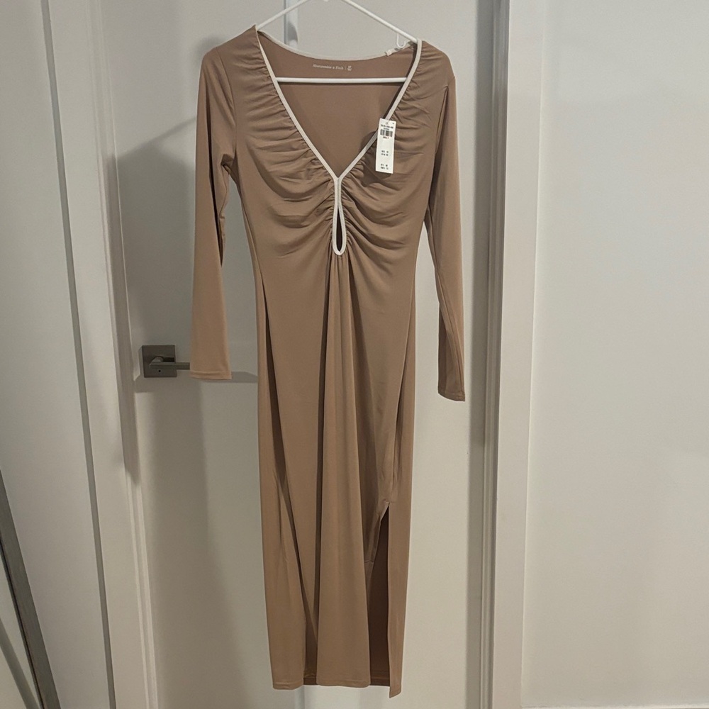 Abercrombie & Fitch Tan Long Sleeve Dress